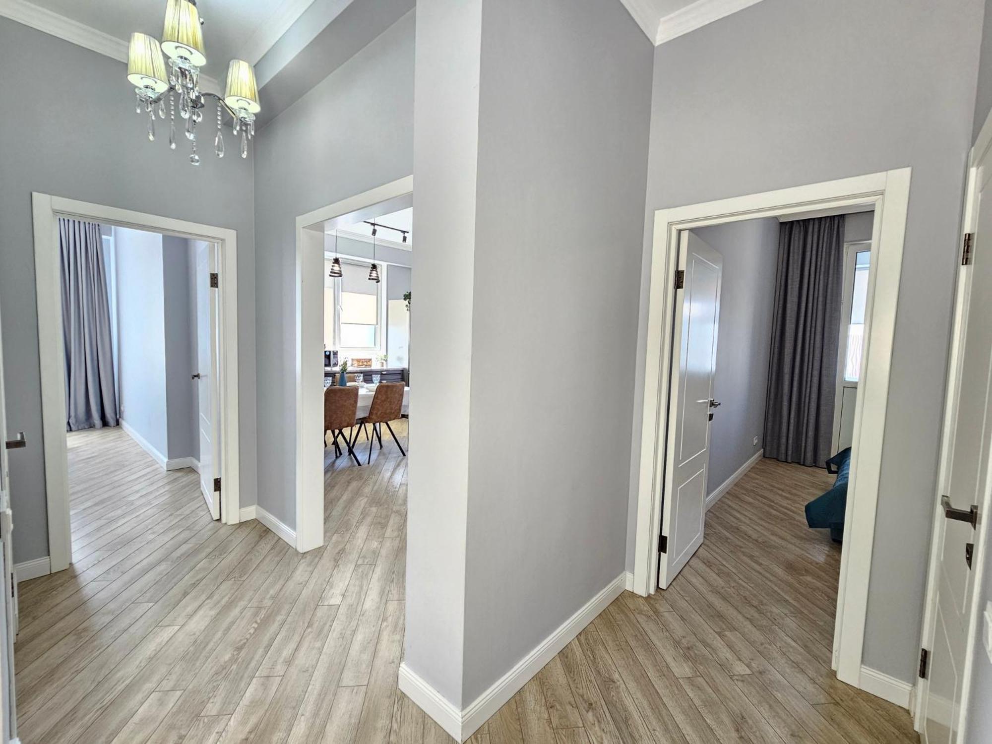3 Room Gagarin Park Residential Complex Near Mega Shopping Mall Alma-Ata Buitenkant foto